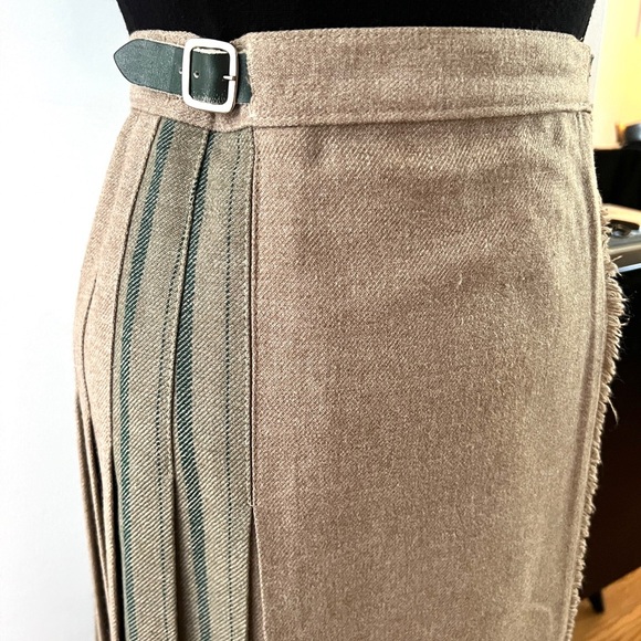 Vintage St Michael Wool Blend Kilt Green and Tan Academia Tweedcore British - Picture 7 of 9